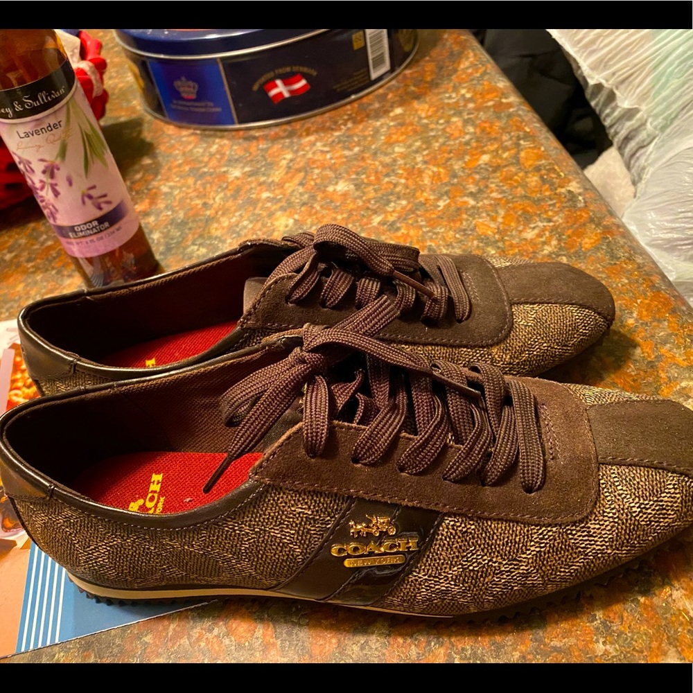 coach shoes size 7.5